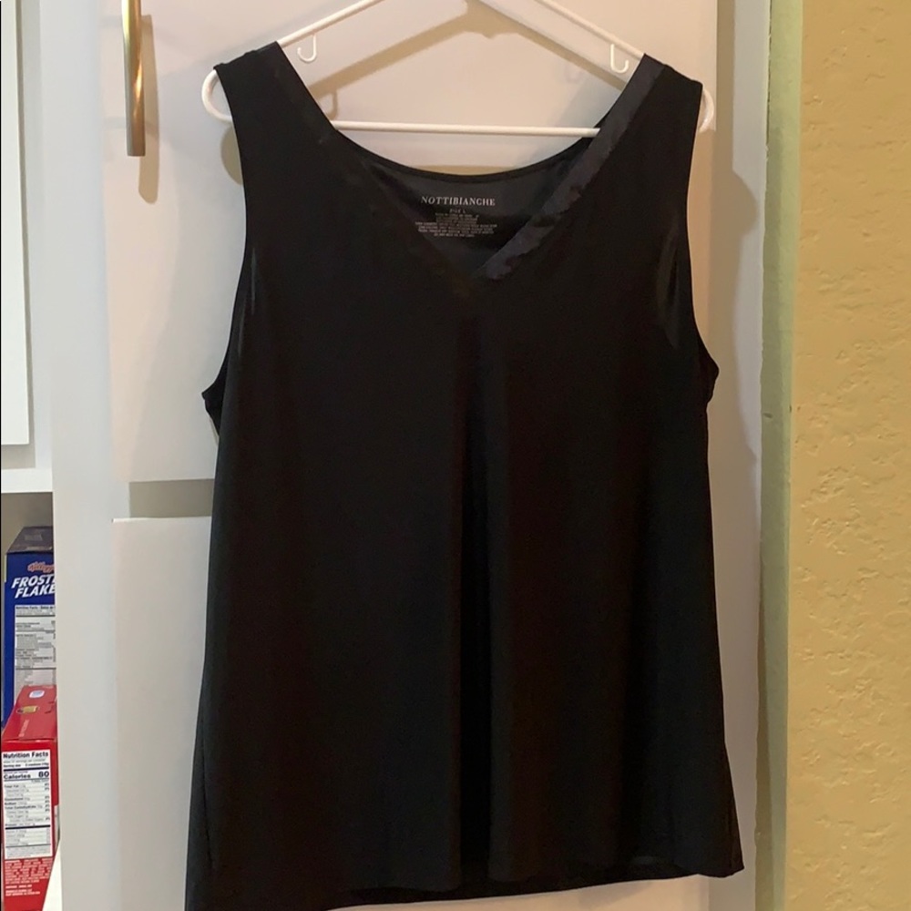 Nottibianche black sleeveless top